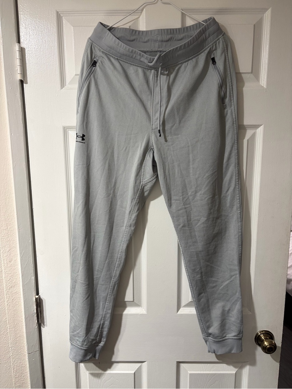 Under Armour Light Gray Men's Jogger Sweatpants
